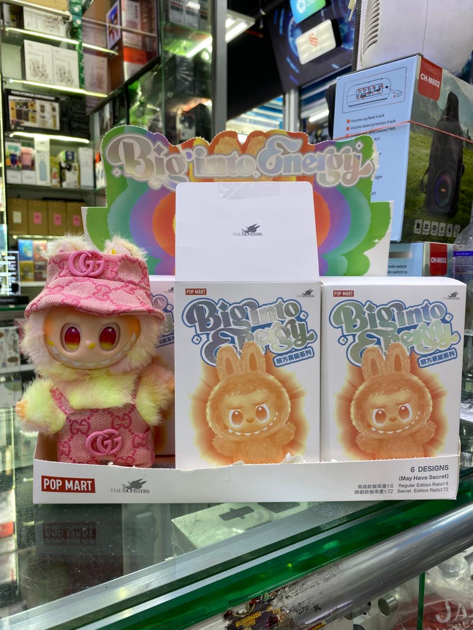 Labubu Ultima Generación Big Into Energy Popmart + Vestido Sorpresa